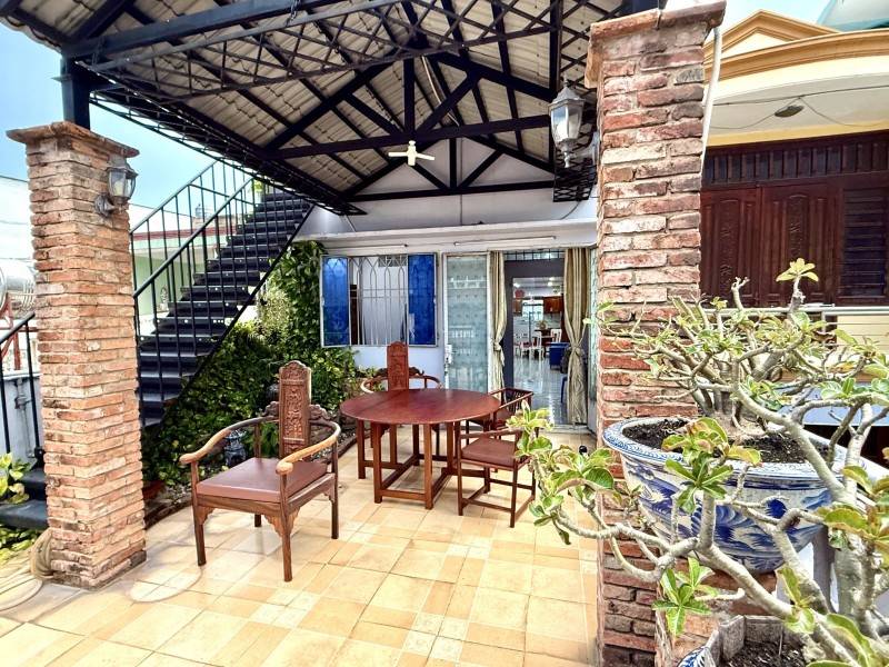 Bán nhà mặt tiền Lạc Long Quân, Tân Bình, 115m², 4 tầng, khu kinh doanh sầm uất, giá chỉ 28 tỷ